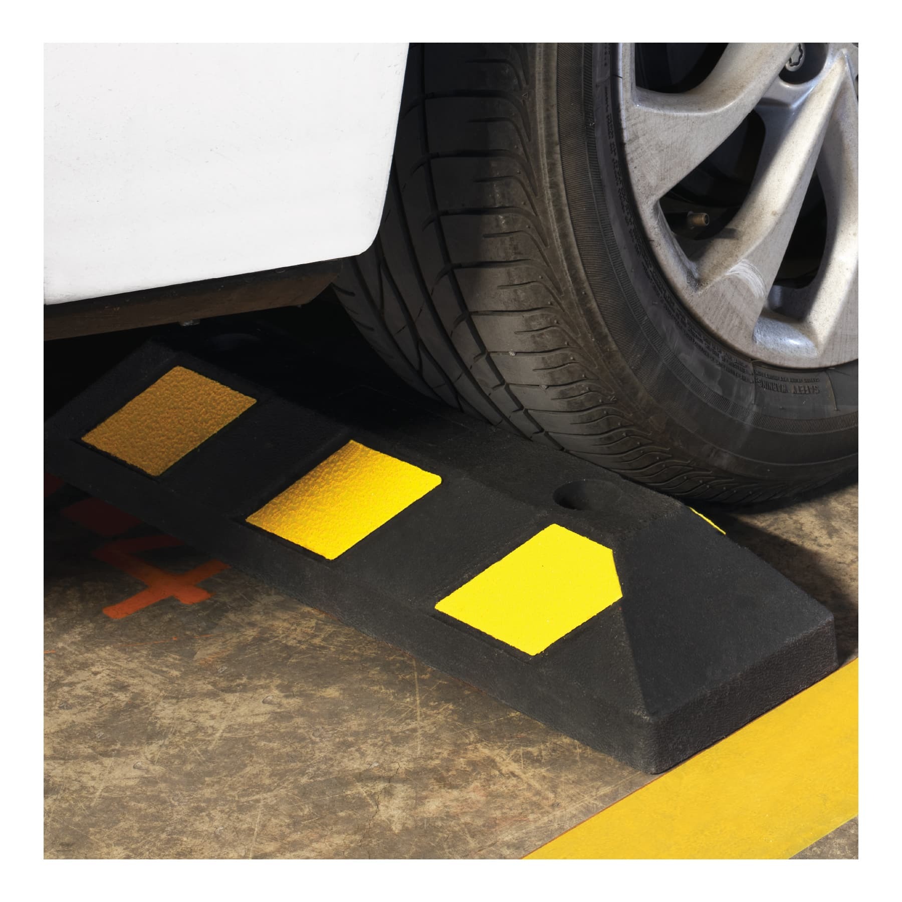 El control vehicular inteligente y la protección de infraestructuras mediante soluciones de caucho reciclado.jpg